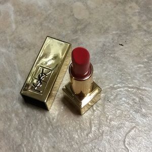 Yves saint Laurent rouge lipstick
